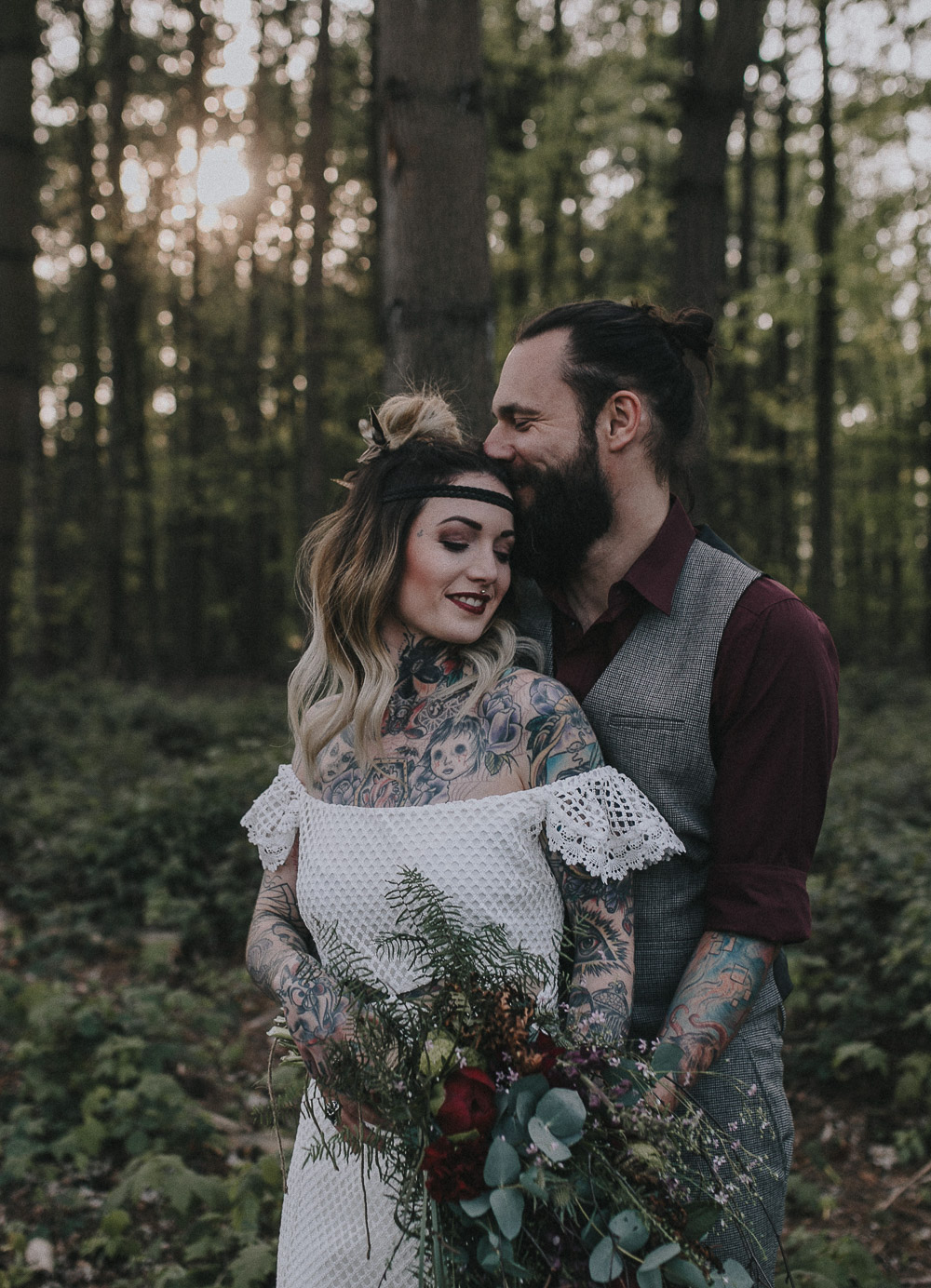 elopement, elopement ideas, alternative bride, autumn wedding, bearded groom, bohemian wedding, Bridal shoot, candles, cool bride, daughters of simone, festival bride, forrest wedding, oudoor wedding, rock bride, rustic charm, sunset wedding, tattooed bride, tattooed groom, Wedding inspiration, woodland wedding