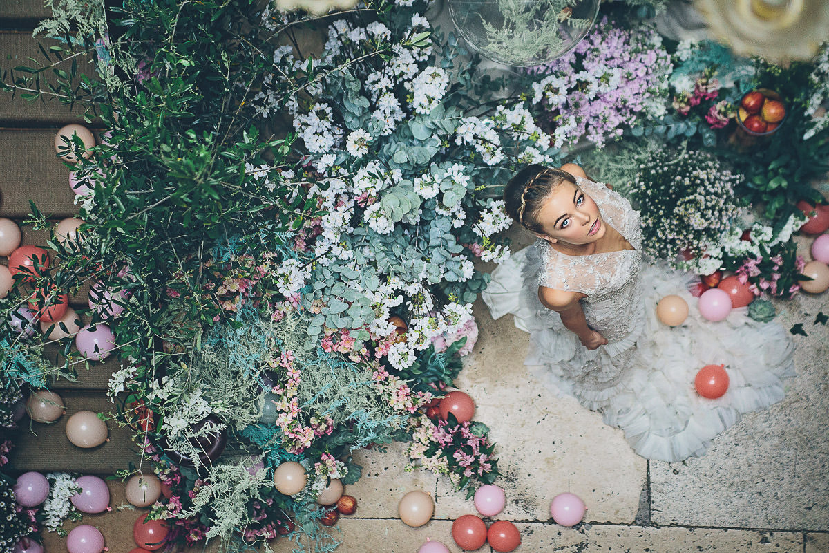 Aynhoe park, botantical styling, bridal photo shoot, bubblegum balloons, Early Hours London, exclsuive use venue, fleur de Lace, Floral Installations, floral staircase, London florist, luxury private home hire, mini balloons, Morgan Davies London, Mr & Mrs Unique, pretty wedding inspiration, Sleeping beauty, STUDIO 1208, SWT Creation, The Bijou Bride, wedding flowers, whimsical wedding inspiration