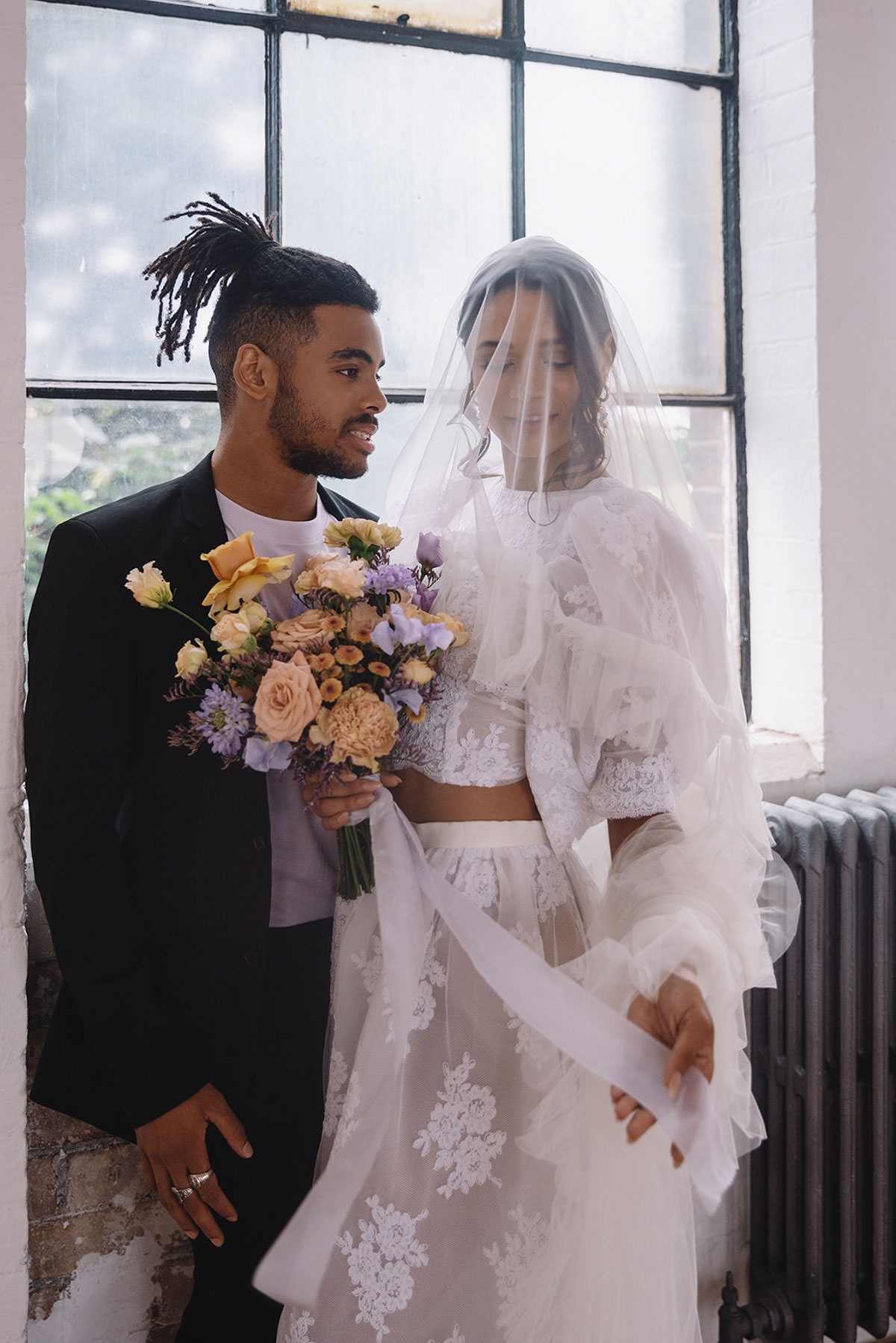 Urban Romance - Modern Loft Style Wedding Inspiration with pastel details