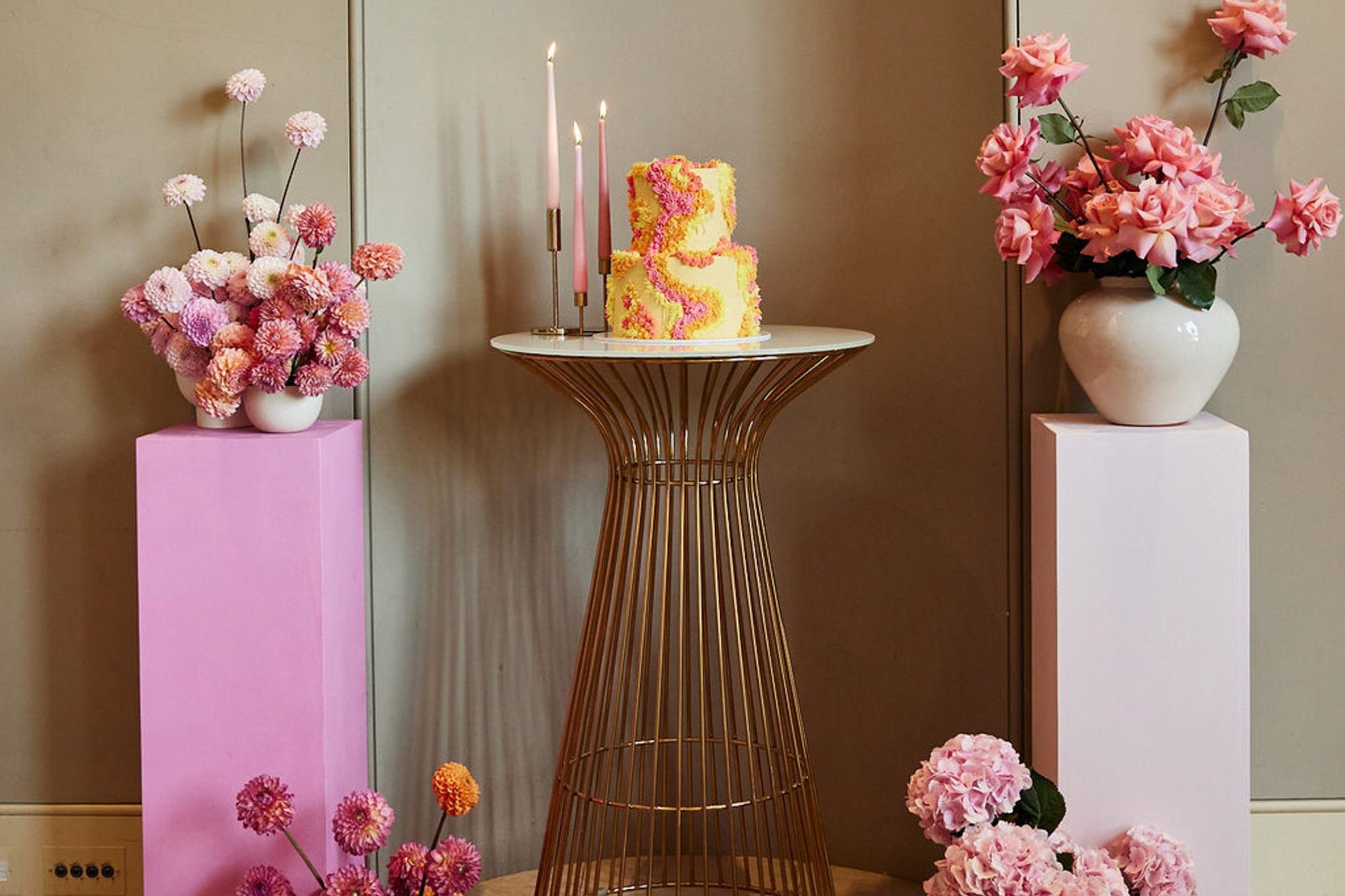 Whole lotta Weddings - UK Luxury Creative Wedding Planner & Stylist